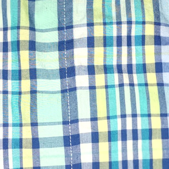 Boys plaid one piece pastel jumper- Crown and Ivy- 3M Button neckline - Picture 4 of 4